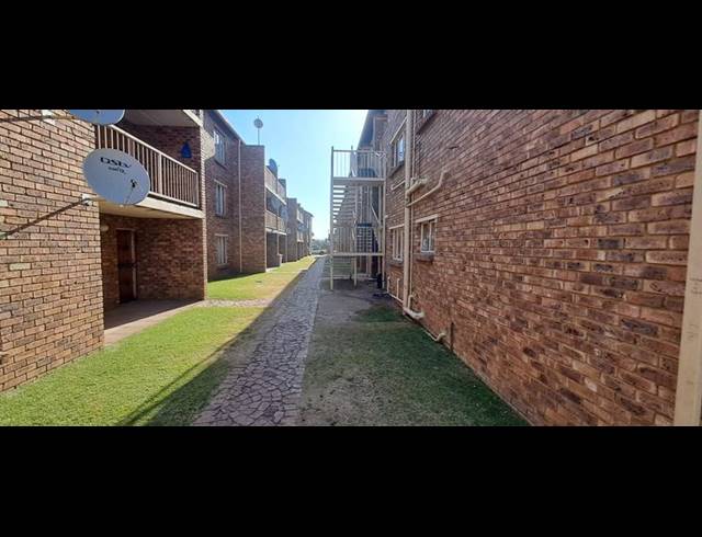 2 BEDROOM APARTMENT FOR SALE IN ELSPARK